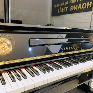 piano yamaha ux3